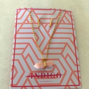 Coral pink necklace and earring set, NIB